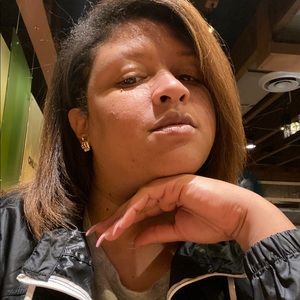 Meet your Posher, Katrina